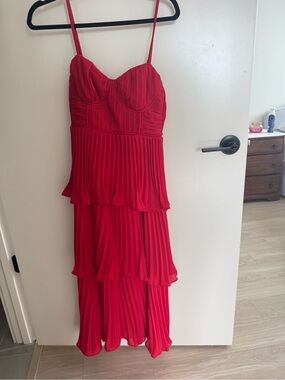 Lulu's Red Pleated Tiered Spaghetti-Strap Midi Dress